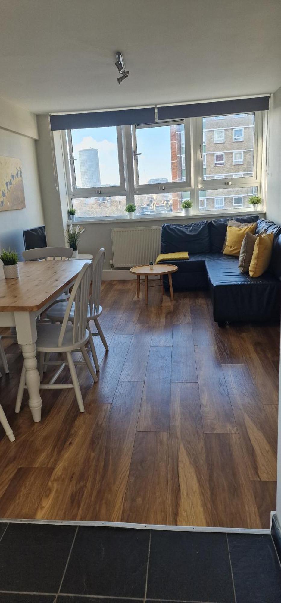 Beautiful 3-Bedroom Flat With Stunning Views 런던 외부 사진
