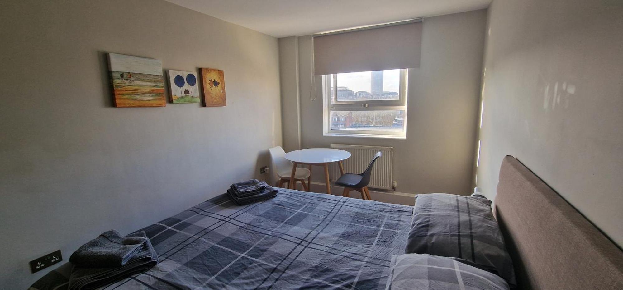 Beautiful 3-Bedroom Flat With Stunning Views 런던 외부 사진